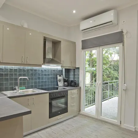 Just Home Cozy Fully Renovated Apt-2